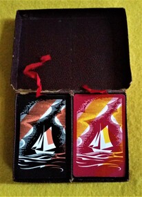 Boxed set of Playing cards, Gordon Quality Playing Cards