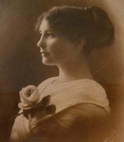 Work on paper - Photograph, Agnes Taffe