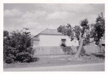 Card (Series) - Index Card, George Tibbits, 14 William Street Beechworth (cnr Last St), 1976