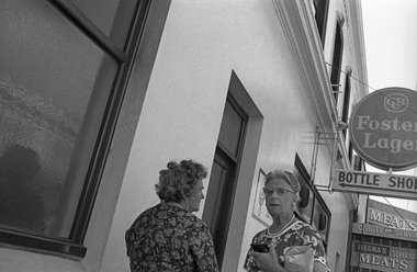 Photograph, David Wadelton, 'The Commercial Hotel, High Street, Northcote', 1977
