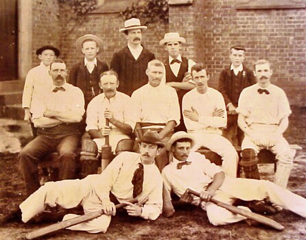 Cheltenham Cricket Club members posing for a team photograph
