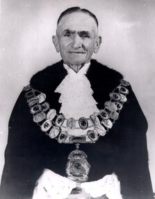 Everest Le Page dressed in mayoral robes