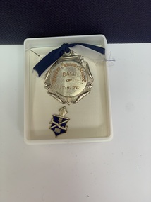 Mentone Grammar Prefects Medal