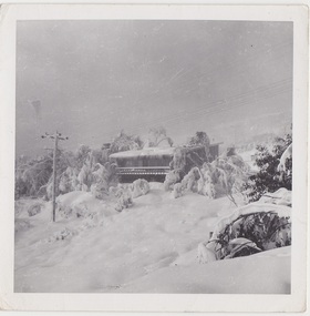 Arundel Ski Lodge c1963