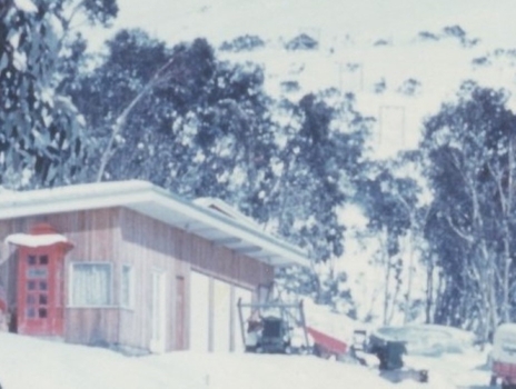 Dawn Ski Club with phone box