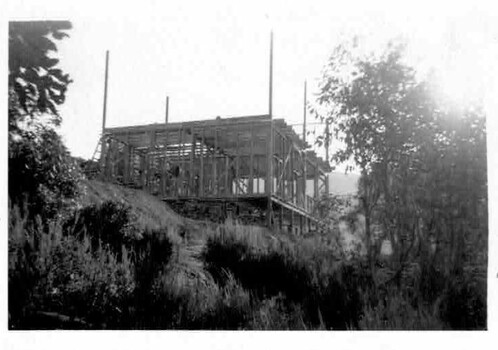 Building "Grand Coeur" - the frame goes up