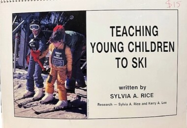 Teaching Young Children to Ski Front Cover