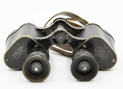 Binoculars Carl Zeiss Jena  8 X Zoom viewed from the Eye Piece