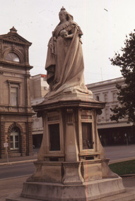 View of the Queen Victoria memorial in Sturt Street Gardens, Ballarat