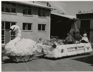 Photograph - Digital image, Ballarat Sewerage Authority float at Begonia Festival, no