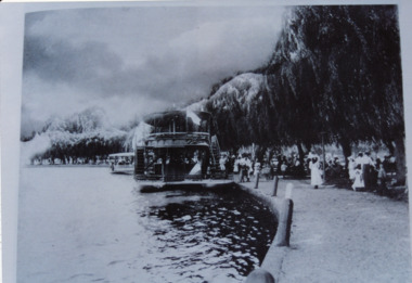 Photograph - Digital image, Ferry for Lord Hopetoun, Lake Wendouree