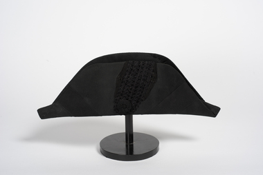 Ceremonial object - Bicorne Hat, Ede and Ravescroft