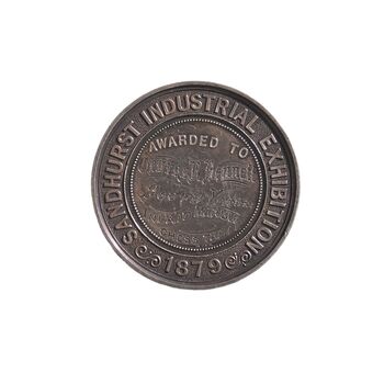 Round silver medal. Reverse with inscription. 