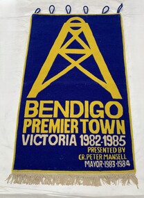 Textile - Wall hanging, Design a Rug, Bendigo Premier Town, 1985