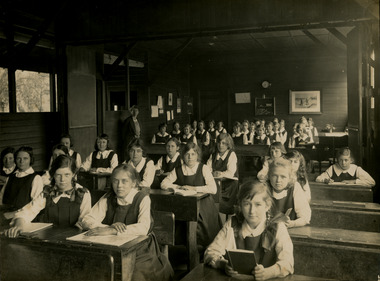 Photograph, Open Air Wooden Classroom (1923)