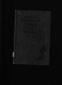 Book, Whitcombe & Tombs, Glimpses of New Zealand scenery, 1922
