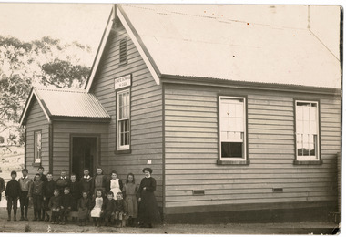 Photograph, Granite Hill School 2226 1914