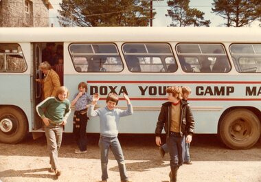 Photograph - KNH Item 5_5_002, Children alighting from DOXA Youth Camp bus 1980