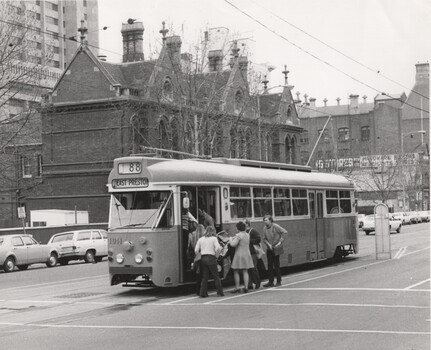 Black and White - PCC 1041 - Bourke St 1973