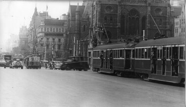 Photograph - Black and White Swanston St 1931/32
