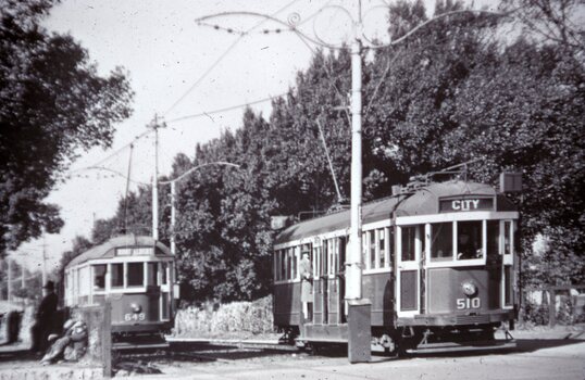 Black and white - reproduction - W2 510 and 649 Victoria Parade c1931