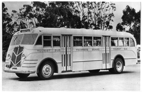Black and White - MMTB Tourist Bus - 1939c