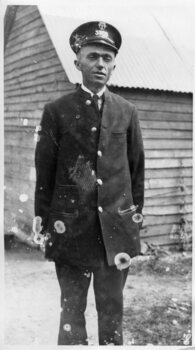 Photo of a MMTB uniform 1920s