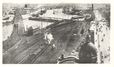 Yarra River from Flinders St Station clock tower