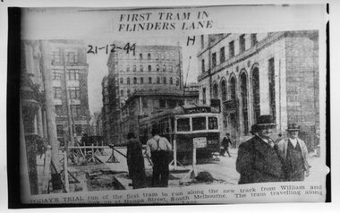  MMTB SW6 Tram in Flinders Lane for first time 