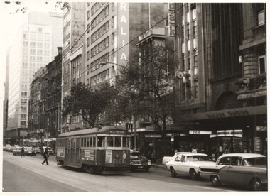 Photograph - Collins St with W2 220