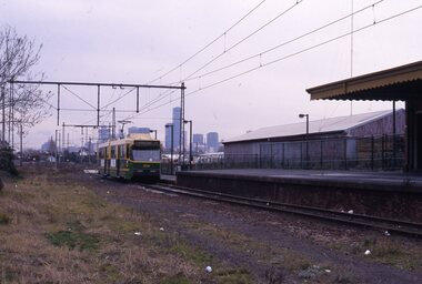 B2 2014 arriving Port Melbourne