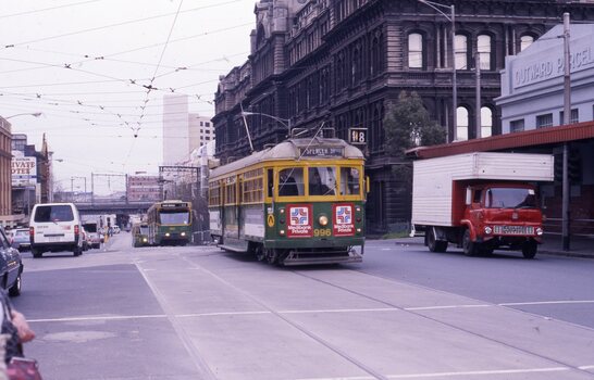 W6 996 Spencer St with A2 288 behind