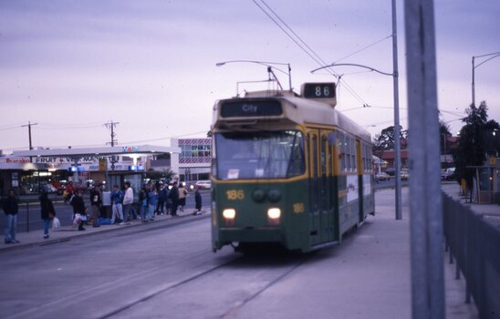 Z3 186 at Bundoora terminus