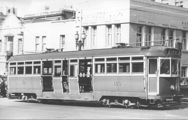 Black and White - L 103 Swanston St