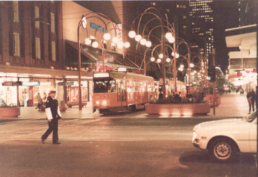 Colour print - Z2 114 Bourke St Mall at Swanston Street