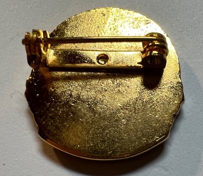 ATMOEA Vic. Branch (Tramways Union) badge - rear