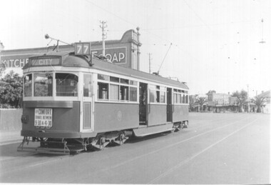 Black and white - SW6 850 Chapel St - Brighton Road Prahran