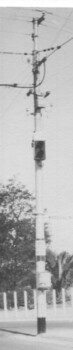 Tramway pole with signal for the single line section.