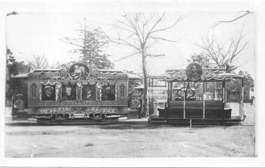 Black and white - Armistice Peace Tram