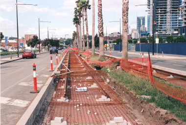 Docklands Drive  Track construction - looking east 