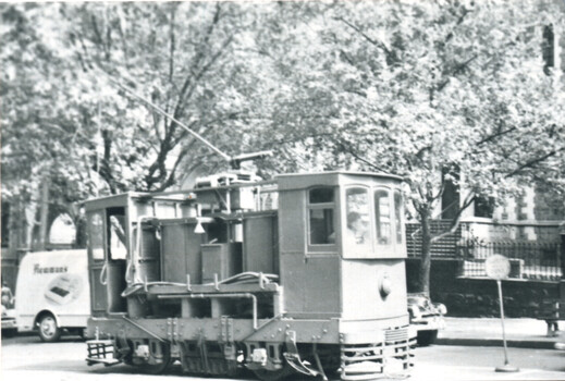 Scrubber tram 5 in Collins St
