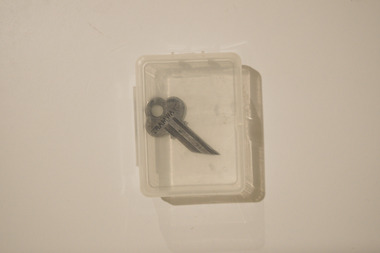 A metal key used on facilities associated with tramways.