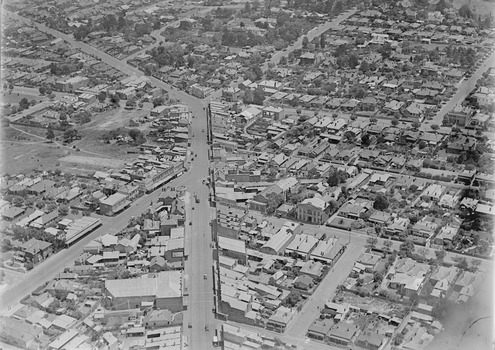 Kew Junction from the north east, towards the city,