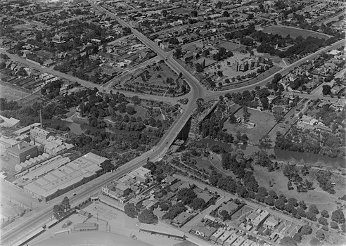 series of three images of the Hawthorn Bridge over the Yarra, c1930,