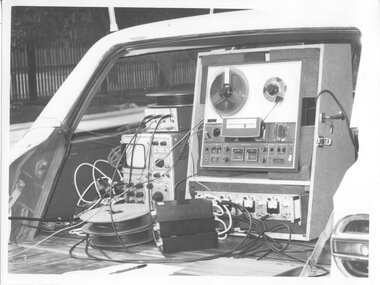 Photograph - Set of two Black & White Photograph/s, Melbourne & Metropolitan Tramways Board (MMTB), 1977
