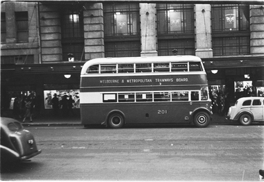 MMTB Bus No. 210, in Bourke St, around Christmas 1940.