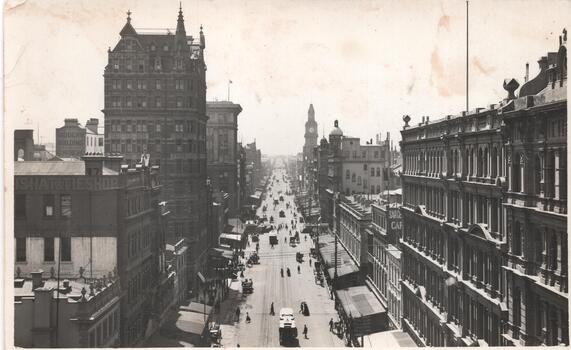Elizabeth St from Flinders St station clocktower