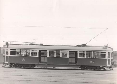Tram 850 Sutcliffe Photo