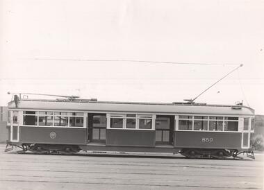 Tram 850 Sutcliffe Photo