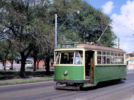 X2 676 in Albert Road, South Melbourne